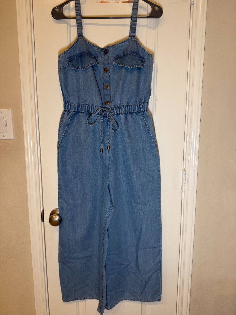Blush Sz Small Denim Blue Wide Leg Jumpsuit Adjustable Straps Pockets